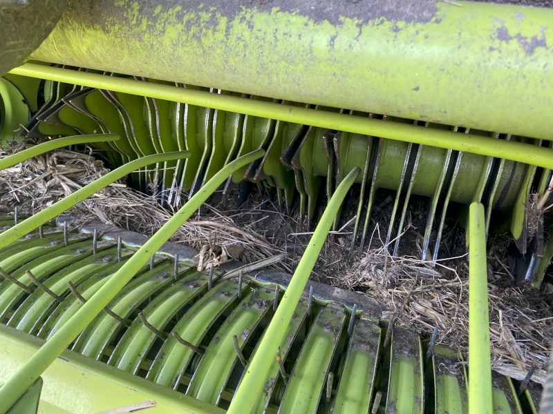 2005 CLAAS VARIANT 260 ROTO-CUT ROUND BALER
