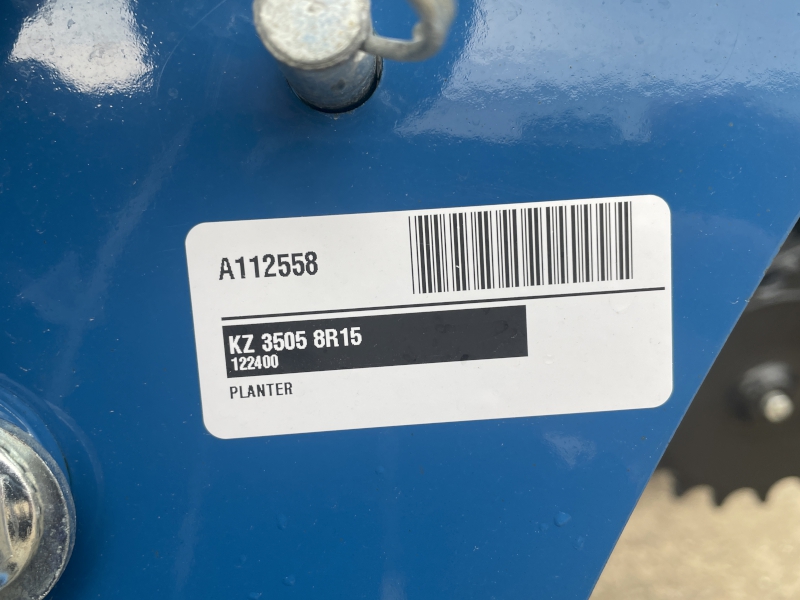 2026 KINZE 3505 8R15 PIVOT FOLD PLANTER
