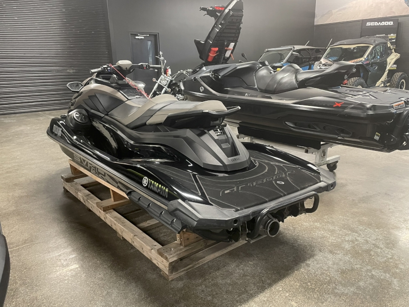 2022 YAMAHA GP1800R SVHO PERSONAL WATERCRAFT