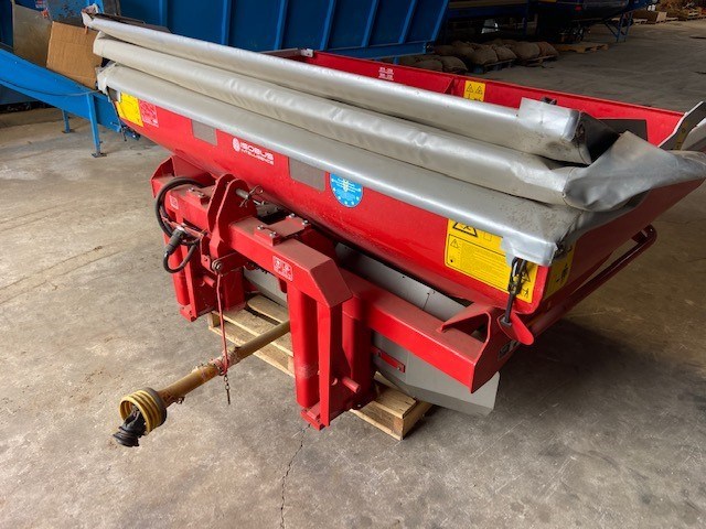 2015 KEVRNELAND EXACTA-CL-EW BROADCAST FERTILIZER SPREADER