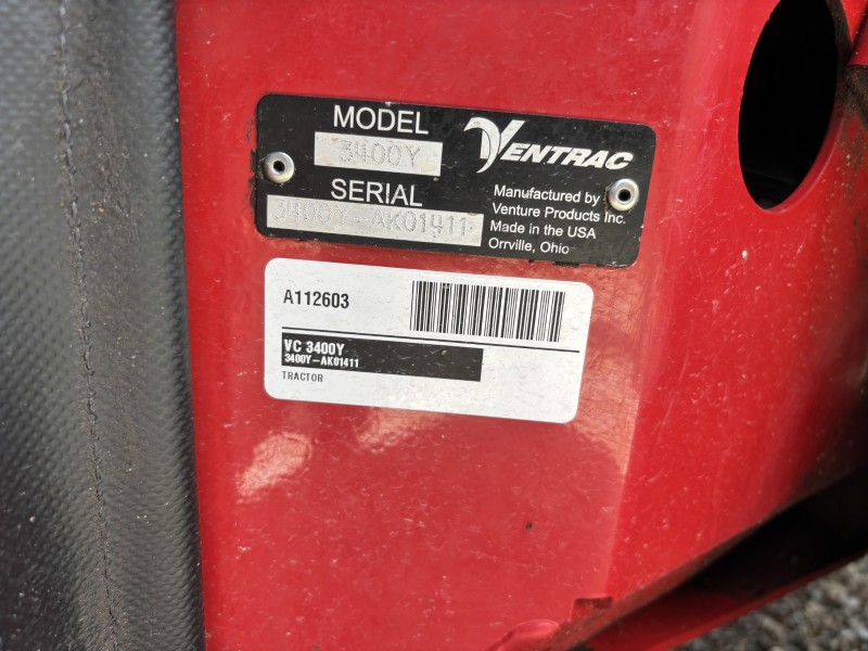 2017 VENTRAC 3400Y COMPACT 4WD TRACTOR WITH BLADE & SPREADER