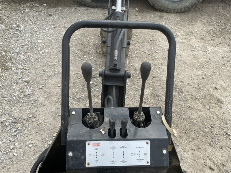 2015 WALLENSTEIN GX700 3 POINT HITCH BACKHOE