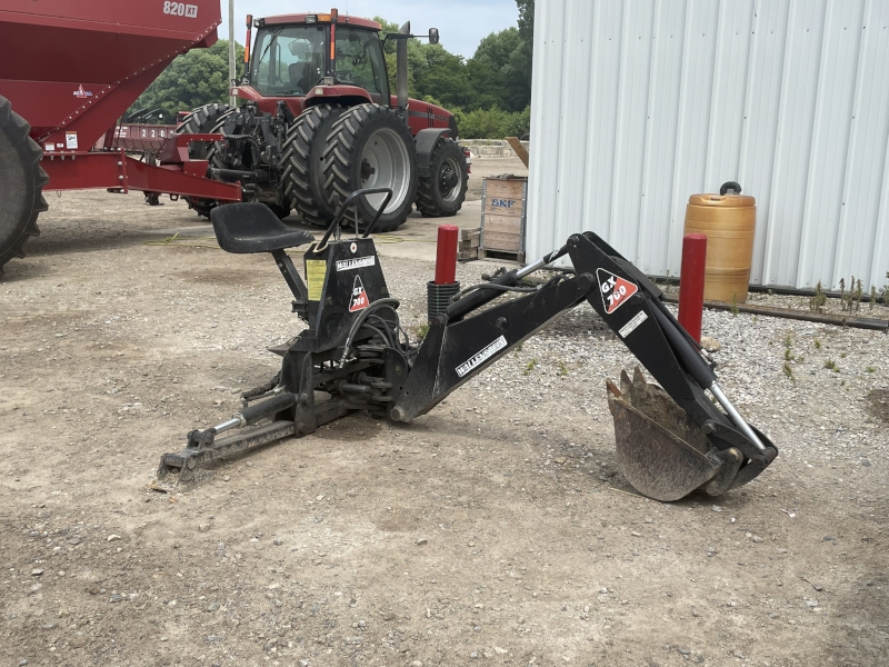 2015 WALLENSTEIN GX700 3 POINT HITCH BACKHOE