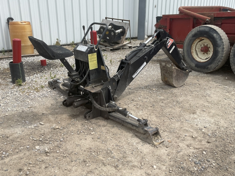 2015 WALLENSTEIN GX700 3 POINT HITCH BACKHOE