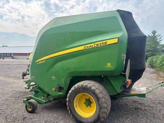 2019 JOHN DEERE V451R ROUND BALER