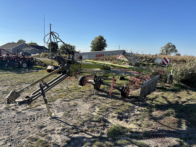 2012 CLAAS LINER 750 TWIN RAKE