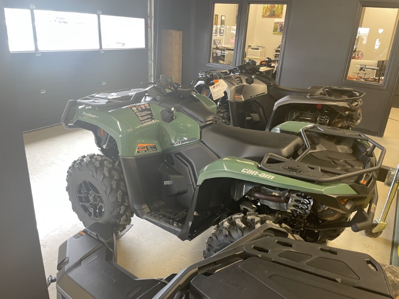 ATV & Utility Vehicles  2025 CAN-AM OUTLANDER PRO XU HD5 ATV Photo