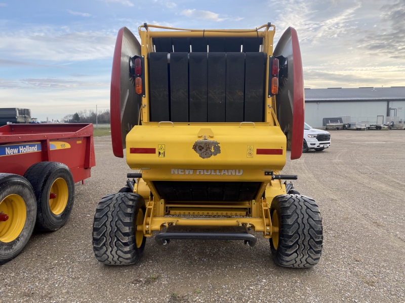 2022 NEW HOLLAND ROLLBELT 450 ROUND BALER