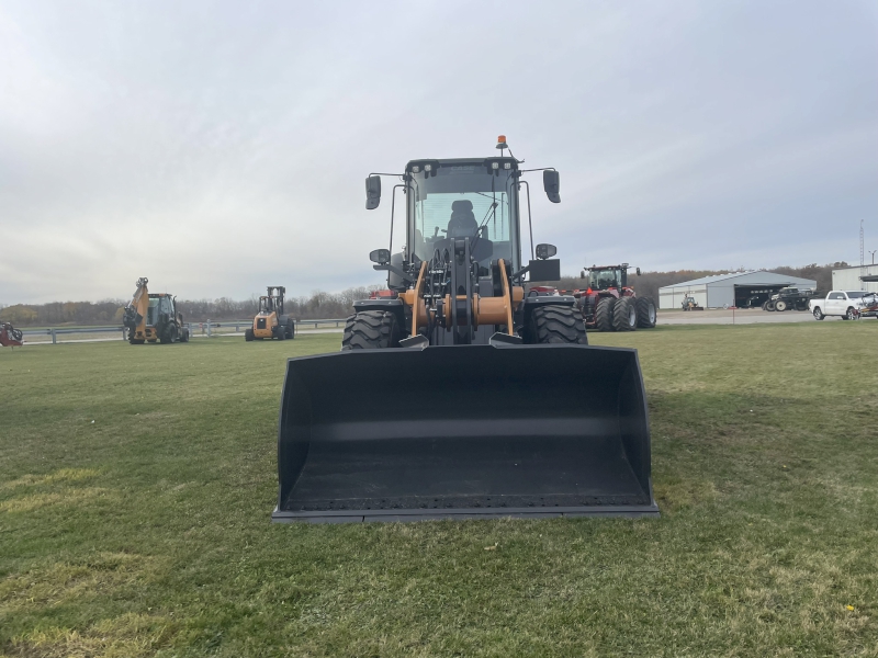 2025 CASE 521G2 ZBAR WHEEL LOADER