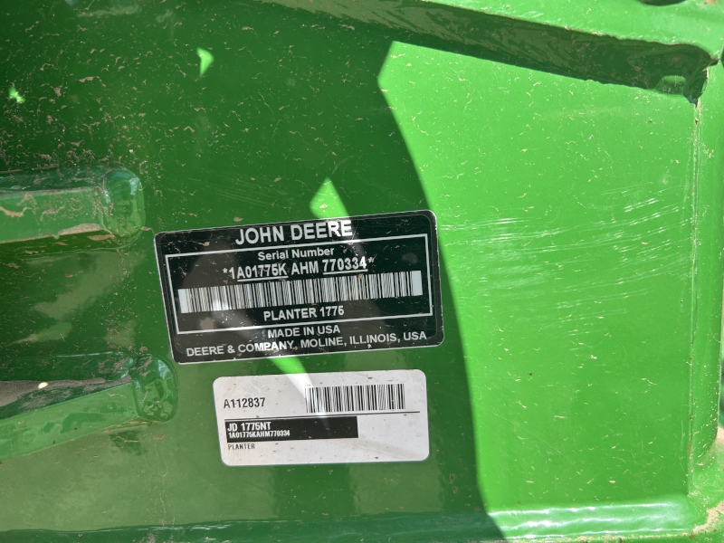 2017 JOHN DEERE 1775NT PLANTER