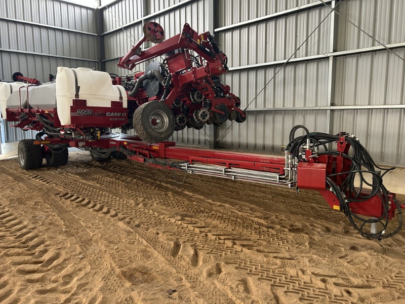 2021 CASE IH 2140 EARLY RISER PLANTER