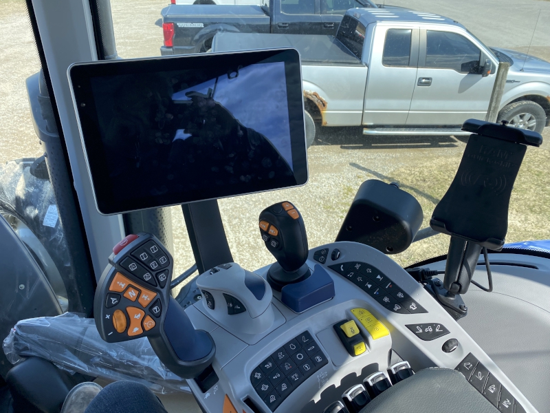 2026 NEW HOLLAND T8.325 PLMI AUTO COMMAND TRACTOR