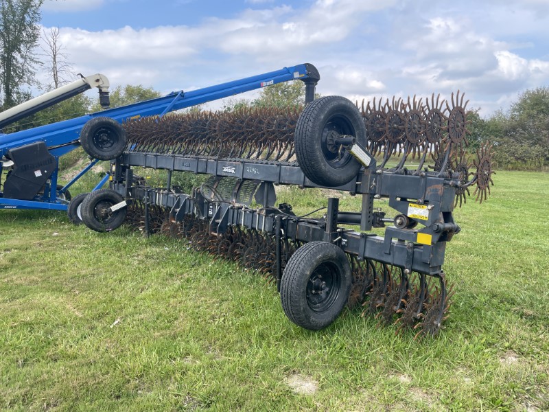 2010 YETTER 3541 ROTARY HOE