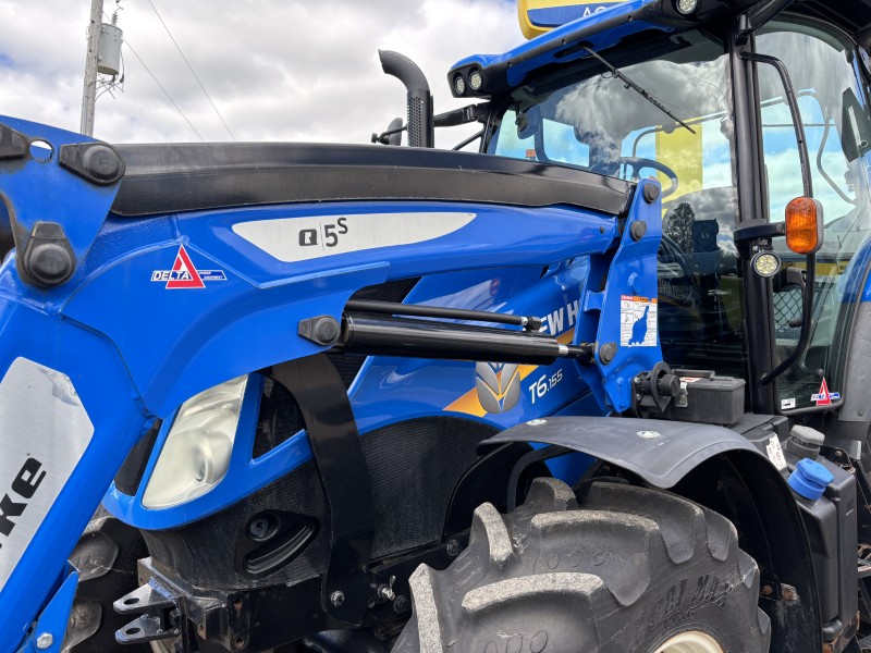 2017 NEW HOLLAND T6.155 TRACTOR WITH LOADER