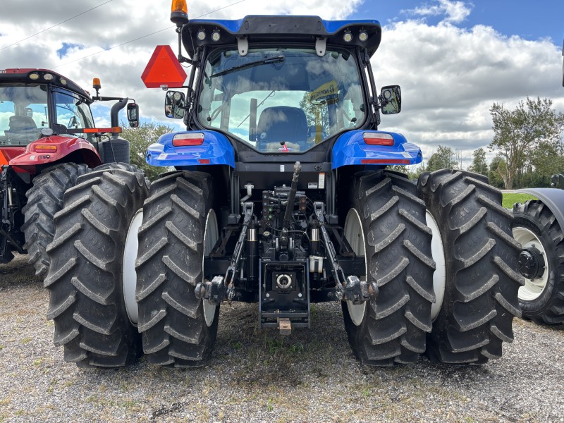 2017 NEW HOLLAND T6.155 TRACTOR WITH LOADER