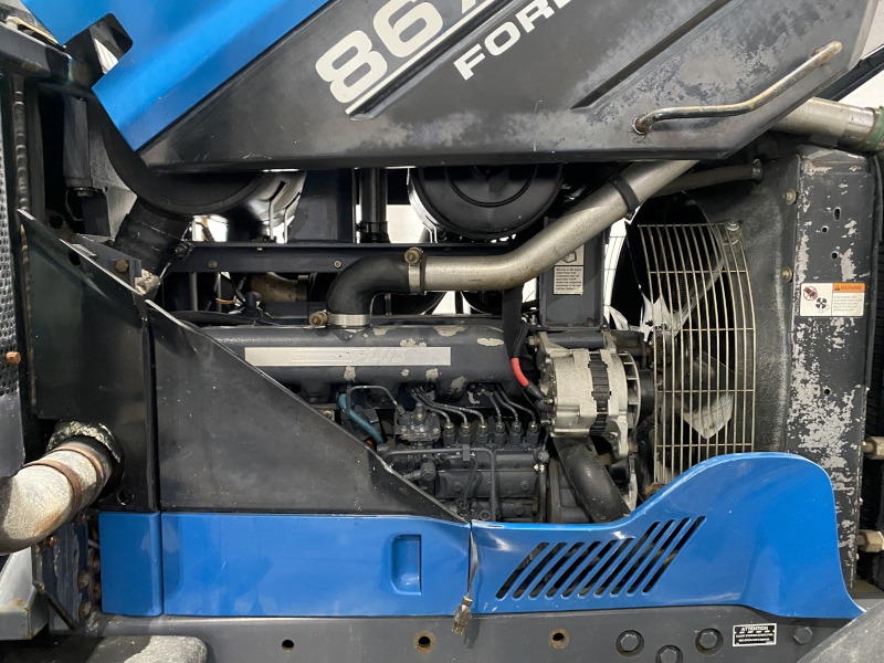 1997 NEW HOLLAND FORD 8670 TRACTOR