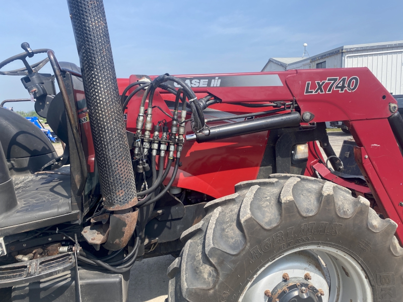 2007 CASE IH MAXXUM 110 TRACTOR WITH LOADER