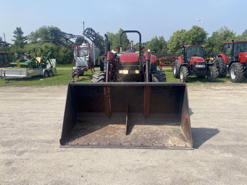 2007 CASE IH MAXXUM 110 TRACTOR WITH LOADER