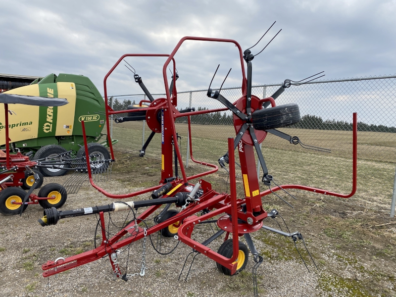 2026 NEW HOLLAND 3417 PROTED HAY TEDDER
