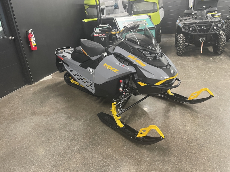 2026 SKI-DOO MXZ ADRENALINE WITH BLIZZARD PACKAGE 600 E-TEC SNOWMOBILE