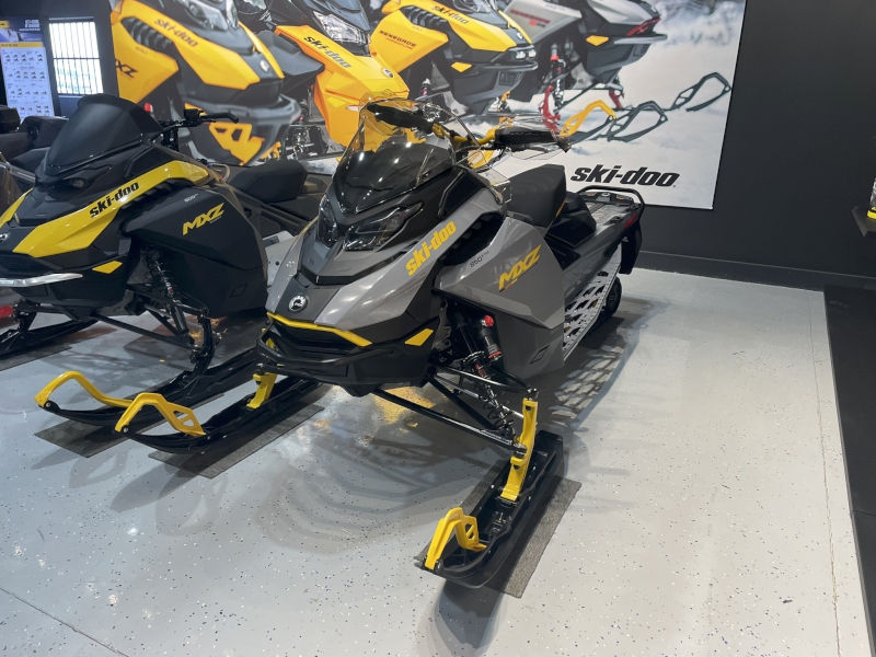 2026 SKI-DOO MXZ ADRENALINE WITH BLIZZARD PACKAGE 850 E-TEC SNOWMOBILE