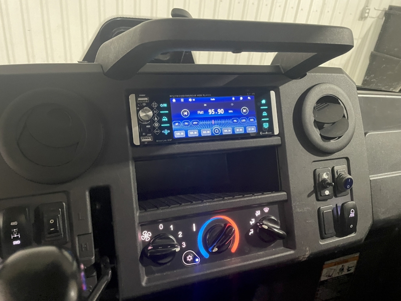 ATV & Utility Vehicles  2019 JOHN DEERE XUV835M CROSSOVER GATOR UTILITY VEHICLE Photo