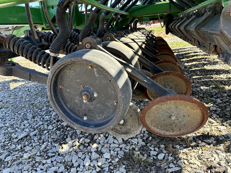 2009 JOHN DEERE 1590 NO-TILL DRILL