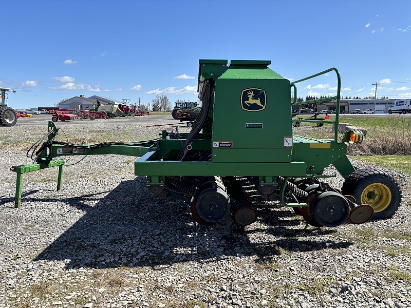 2009 JOHN DEERE 1590 NO-TILL DRILL