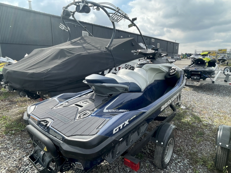 Personal Watercraft  2023 SEA-DOO GTX LIMITED 300 PERSONAL WATERCRAFT Photo