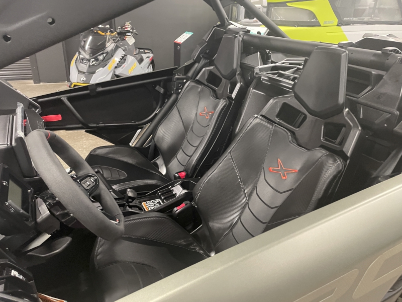 2026 CAN-AM MAVERICK X3 XRC TURBO RR SIDE BY SIDE