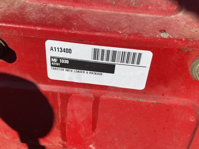 1986 MASSEY FERGUSON 1030 TRACTOR WITH LOADER AND BACKHOE