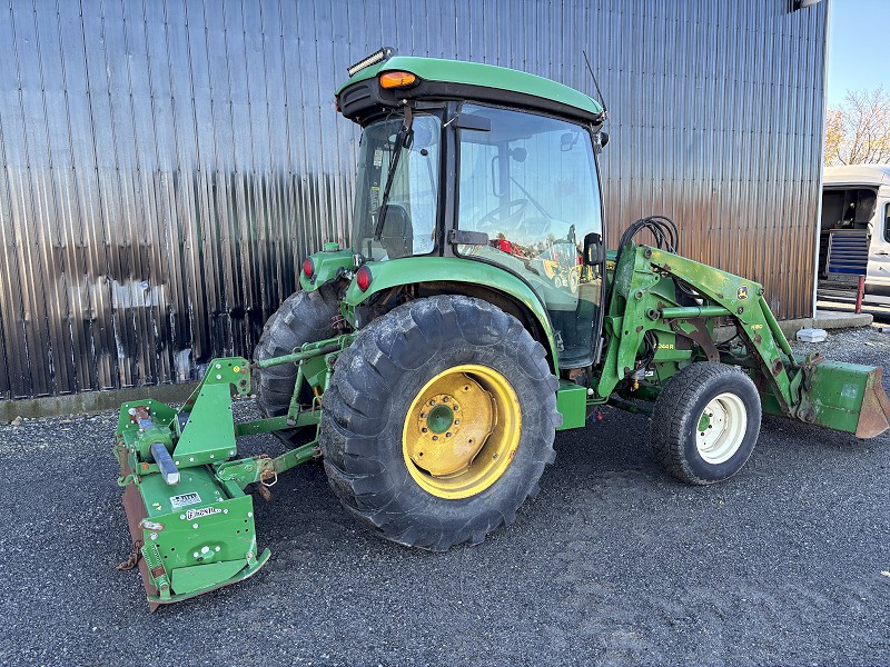 2017 JOHN DEERE 4044R TRACTOR WITH LOADER