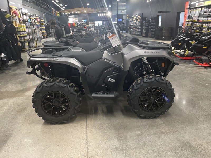 ATV  2026 CAN-AM OUTLANDER XT 700 ATV Photo