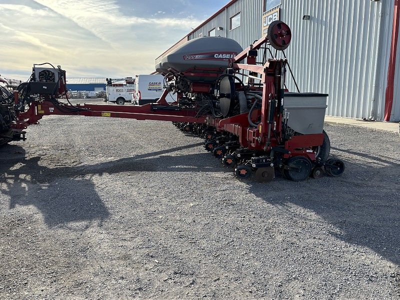 2013 CASE IH 1255-12R EARLY RISER PLANTER