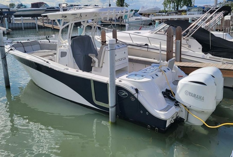 2018 SEA FOX 288 COMMANDER CENTER CONSOLE BOAT