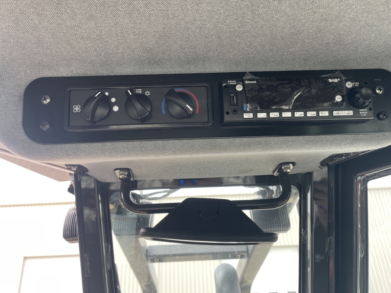 2026 CASE 850M CRAWLER DOZER