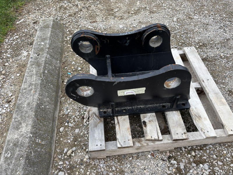 2018 ALLIED HO-PAC 1600 MOUNTING PLATE PART# 578376