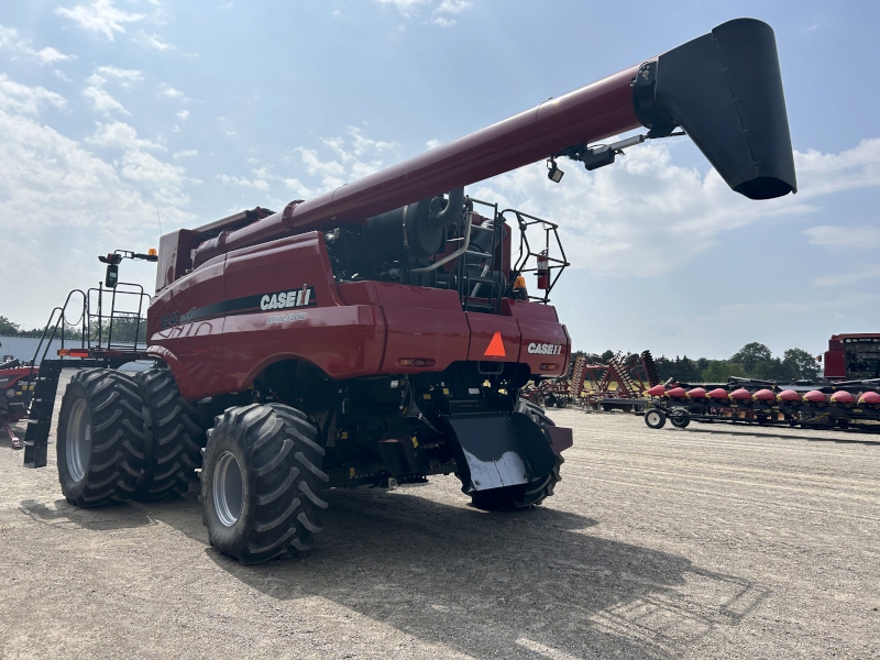 2016 CASE IH 8240 COMBINE
