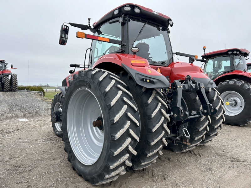 2024 CASE IH MAGNUM 220 TRACTOR