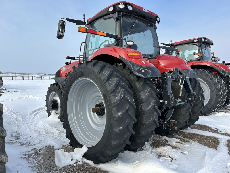 2024 CASE IH MAGNUM 220 TRACTOR