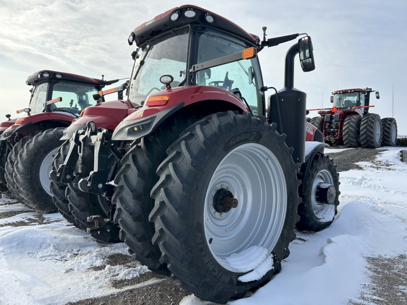 2024 CASE IH MAGNUM 220 TRACTOR