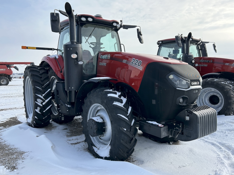 2024 CASE IH MAGNUM 220 TRACTOR