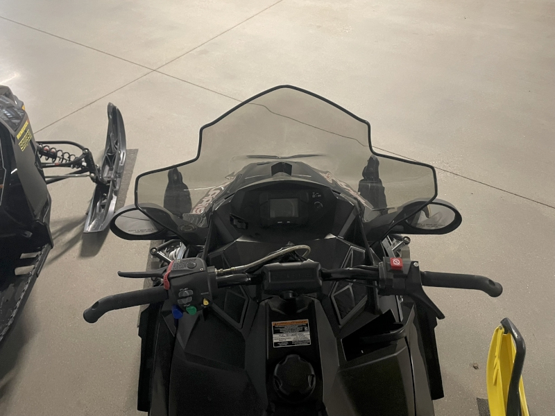 Snowmobiles  2012 POLARIS ADVERTURE 600 SNOWMOBILE Photo