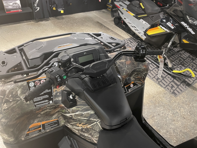 ATV  2025 CAN-AM OUTLANDER PRO HUNTING EDITION HD7 ATV Photo