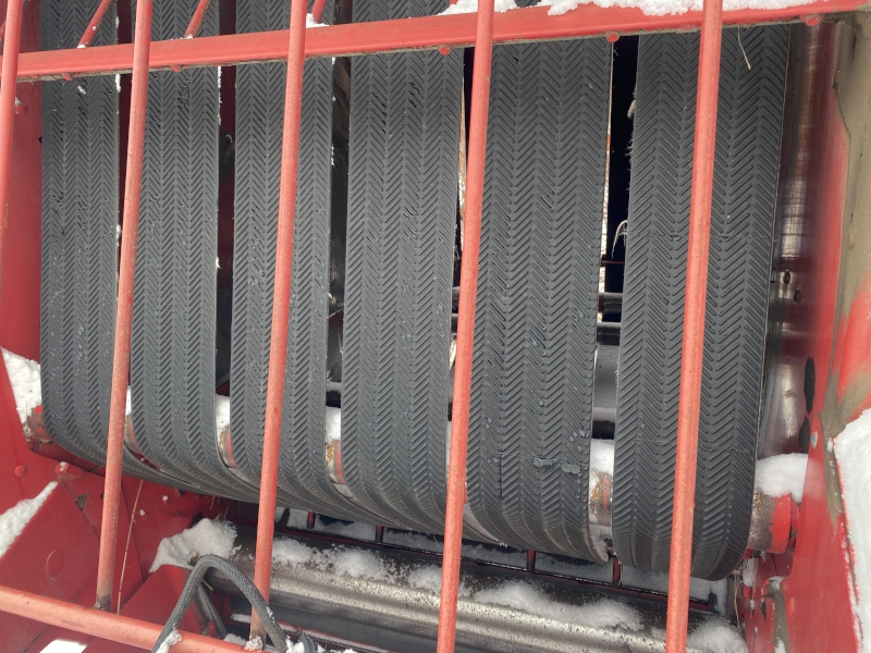 1994 GEHL 1470 ROUND BALER