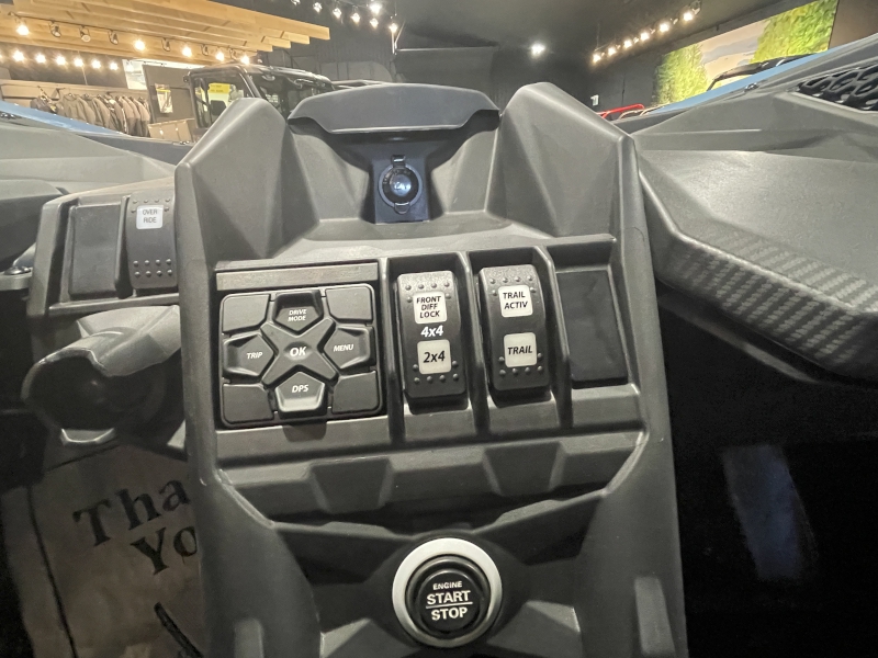 Side-by-Side/Utility Vehicle  2026 CAN-AM MAVERICK X3 DS TURBO SIDE BY SIDE Photo