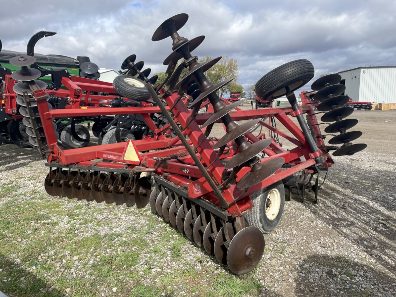 1985 INTERNATIONAL 490 DISC HARROW