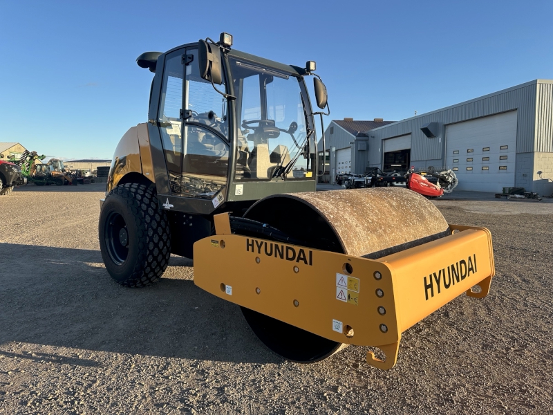 2023 HYUNDAI HR70C COMPACTION ROLLER