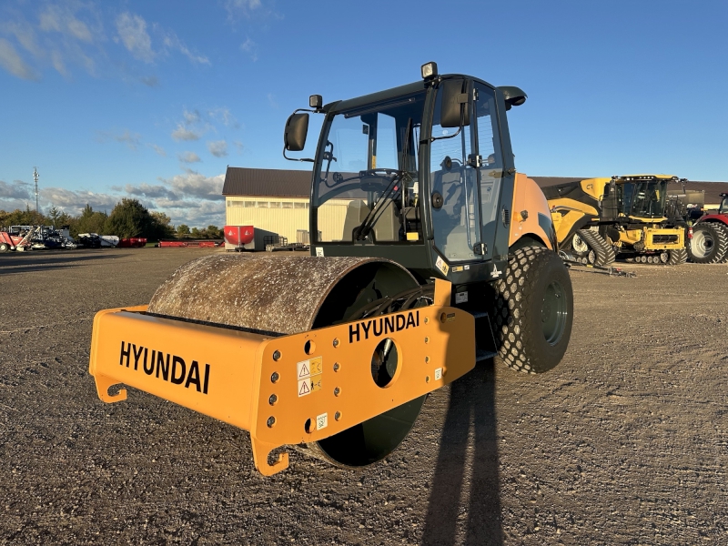 2023 HYUNDAI HR70C COMPACTION ROLLER