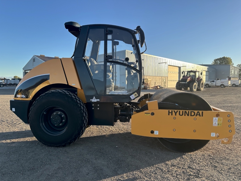 2023 HYUNDAI HR70C COMPACTION ROLLER